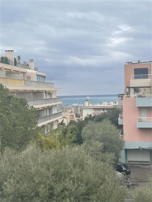 t3 à la vente -   06600  ANTIBES, surface 58 m2 vente t3 - UBI406554890