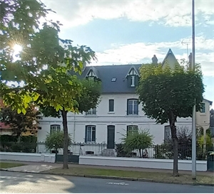 villa à la vente -   14800  DEAUVILLE, surface 385 m2 vente villa - UBI456938357