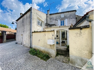 maison de village à la vente -   16120  SAINT SIMEUX, surface 105 m2 vente maison de village - UBI461530907