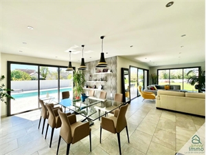 maison d'architecte à la vente -   86100  CHATELLERAULT, surface 186 m2 vente maison d'architecte - UBI464077478