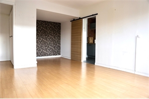 appartement à la vente -   51100  REIMS, surface 58 m2 vente appartement - UBI407786819