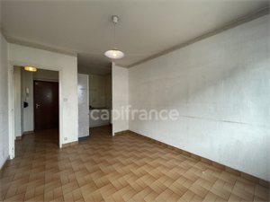 appartement à la vente -   74000  ANNECY, surface 36 m2 vente appartement - UBI417497706