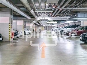 parking couvert à la location -   06200  NICE, surface 12 m2 location parking couvert - UBI419029942