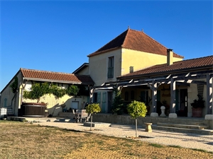 propriete à la vente -   32230  MARCIAC, surface 250 m2 vente propriete - UBI424383514