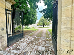 maison à la vente -   24230  MONTAZEAU, surface 830 m2 vente maison - UBI428213513