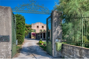 mas à la vente -   13300  SALON DE PROVENCE, surface 400 m2 vente mas - UBI432416486