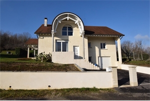 maison à la vente -   39000  LONS LE SAUNIER, surface 172 m2 vente maison - UBI432705833