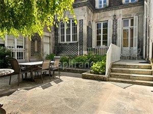 maison bourgeoise à la vente -   89000  AUXERRE, surface 316 m2 vente maison bourgeoise - UBI435008180