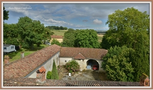 propriete à la vente -   47000  AGEN, surface 400 m2 vente propriete - UBI436574246