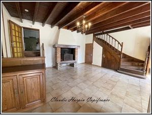 maison de village à la vente -   79130  ALLONNE, surface 182 m2 vente maison de village - UBI436982198