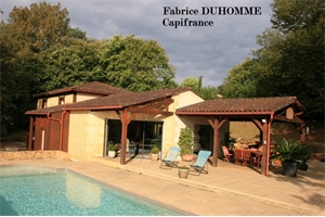 propriete à la vente -   24200  SARLAT LA CANEDA, surface 145 m2 vente propriete - UBI441022193