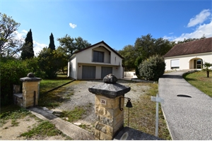 propriete à la vente -   46150  MONTGESTY, surface 240 m2 vente propriete - UBI443639039