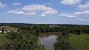 etang à la vente -   39000  LONS LE SAUNIER, surface 38040 m2 vente etang - UBI447690626