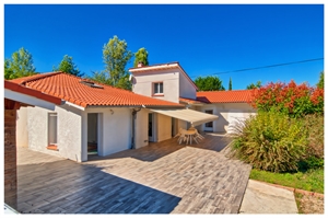 maison à la vente -   82000  MONTAUBAN, surface 242 m2 vente maison - UBI447703421