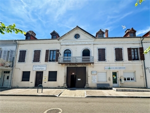 maison de ville à la vente -   65700  MAUBOURGUET, surface 450 m2 vente maison de ville - UBI448992743