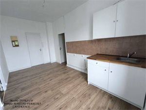 appartement à la location -   18100  VIERZON, surface 43 m2 location appartement - UBI452369045