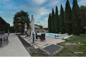 maison à la vente -   01320  CHATILLON LA PALUD, surface 330 m2 vente maison - UBI452761766