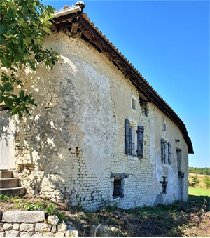 grange à la vente -   16300  BARBEZIEUX SAINT HILAIRE, surface 123 m2 vente grange - UBI455334227