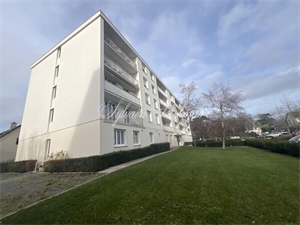 appartement renove à la vente -   37540  SAINT CYR SUR LOIRE, surface 55 m2 vente appartement renove - UBI456288161
