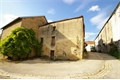 Maison à rénover à la vente