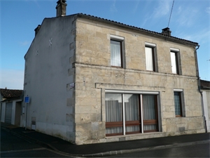 maison à la vente -   16100  CHATEAUBERNARD, surface 160 m2 vente maison - UBI457862861