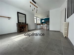 maison de ville à la vente -   85210  SAINTE HERMINE, surface 155 m2 vente maison de ville - UBI458024858