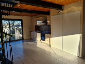 appartement à la vente -   16000  ANGOULEME, surface 80 m2 vente appartement - UBI458147564