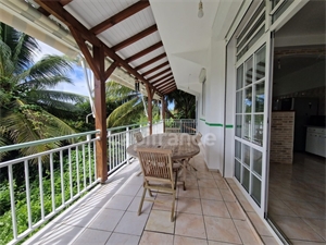 appartement à la location -   97160  LE MOULE, surface 67 m2 location appartement - UBI458514203