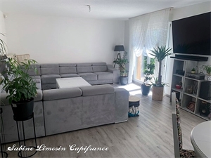 maison recente à la vente -   25600  VIEUX CHARMONT, surface 215 m2 vente maison recente - UBI458558633