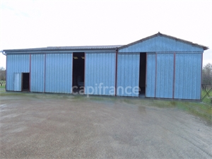 hangar à la vente -   71620  SAINT MARTIN EN BRESSE, surface 310 m2 vente hangar - UBI460511120