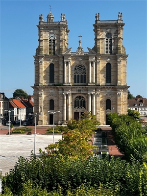 appartement ancien à la vente -   51300  VITRY LE FRANCOIS, surface 54 m2 vente appartement ancien - UBI461101928