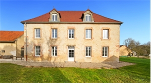 maison bourgeoise à la vente -   21110  GENLIS, surface 227 m2 vente maison bourgeoise - UBI462293582