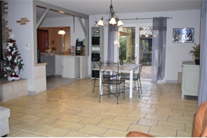 maison de village à la vente -   79110  CHEF BOUTONNE, surface 238 m2 vente maison de village - UBI462382853