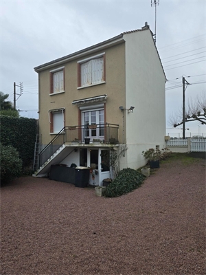 maison à la vente -   85200  FONTENAY LE COMTE, surface 81 m2 vente maison - UBI462761426