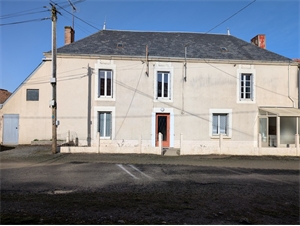 maison à la vente -   85120  LA CHATAIGNERAIE, surface 197 m2 vente maison - UBI463293995