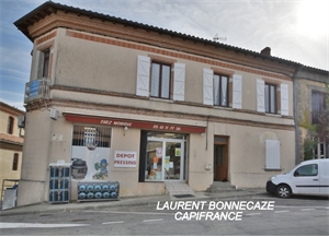 maison de village à la vente -   31480  CADOURS, surface 185 m2 vente maison de village - UBI464507120