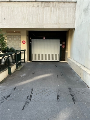 parking couvert à la vente -   75019  PARIS 19EME ARRONDISSEMENT, surface 12 m2 vente parking couvert - UBI464849243