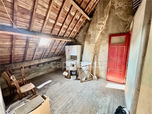 appartement a renover à la vente -   29270  CARHAIX PLOUGUER, surface 34 m2 vente appartement a renover - UBI464893532