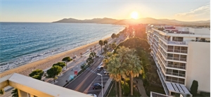 appartement à la vente -   06400  CANNES, surface 68 m2 vente appartement - UBI466217414