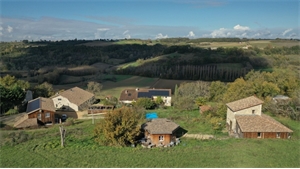 propriete à la vente -   47000  AGEN, surface 500 m2 vente propriete - UBI466269737