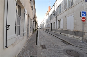 appartement ancien à la vente -   45000  ORLEANS, surface 37 m2 vente appartement ancien - UBI466373099