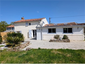 maison à la vente -   79300  BREUIL CHAUSSEE, surface 105 m2 vente maison - UBI466897358