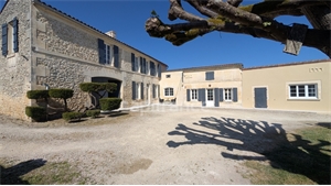 maison à la vente -   16100  COGNAC, surface 290 m2 vente maison - UBI467163479
