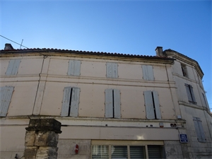 maison a renover à la vente -   16440  NERSAC, surface 146 m2 vente maison a renover - UBI467492945