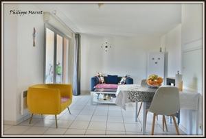 appartement à la vente -   30000  NIMES, surface 46 m2 vente appartement - UBI467942150