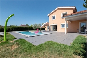 maison à la vente -   71000  MACON, surface 147 m2 vente maison - UBI468231095