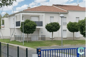 appartement à la vente -   33240  SAINT ANDRE DE CUBZAC, surface 37 m2 vente appartement - UBI470078258