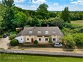 Maison traditionnelle à la vente