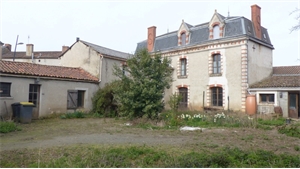 maison bourgeoise à la vente -   79600  ASSAIS LES JUMEAUX, surface 284 m2 vente maison bourgeoise - UBI470939672