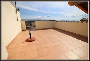 maison de ville à la vente -   83510  LORGUES, surface 83 m2 vente maison de ville - UBI471101417